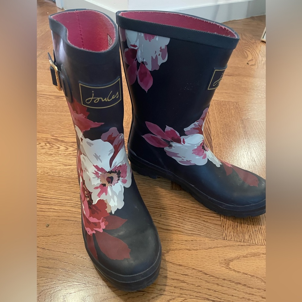 Gently used Joules rainboots